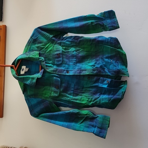 Bundle Of Two Plaid Long Sleeves Boys Small - Picture 2 of 7